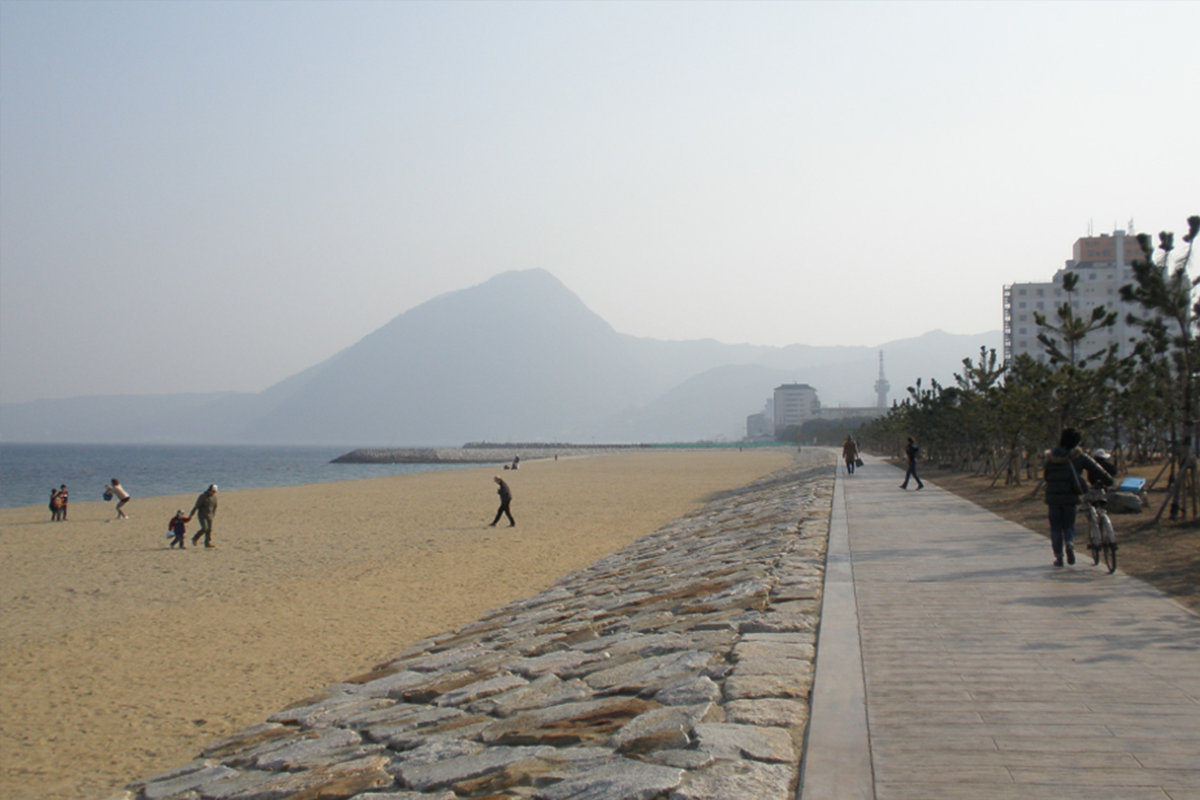 別府港海岸