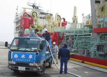 多賀城市へ飲料水提供